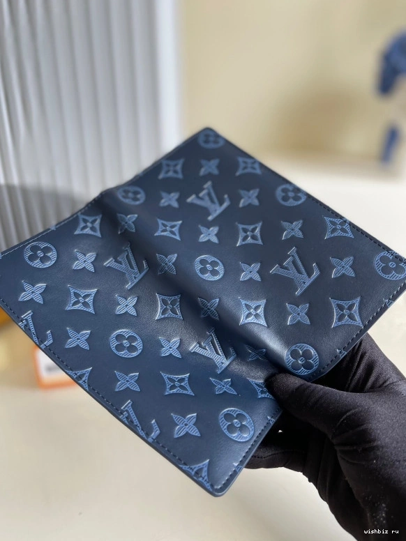 WIS VUITTON BRAZZA LOUIS WALLET 1119